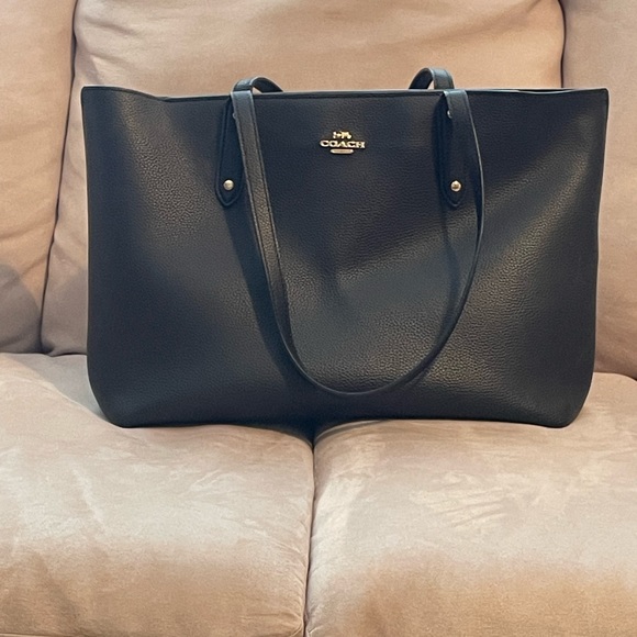 Coach Handbags - Authentic Coach Tote